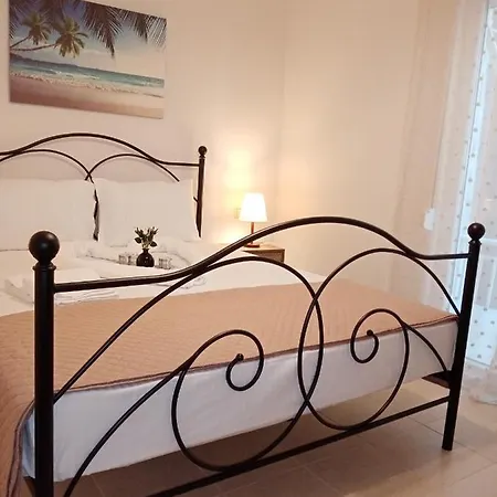 Roses 2 Apartment