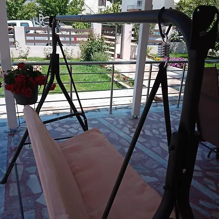 Roses 2 Apartment